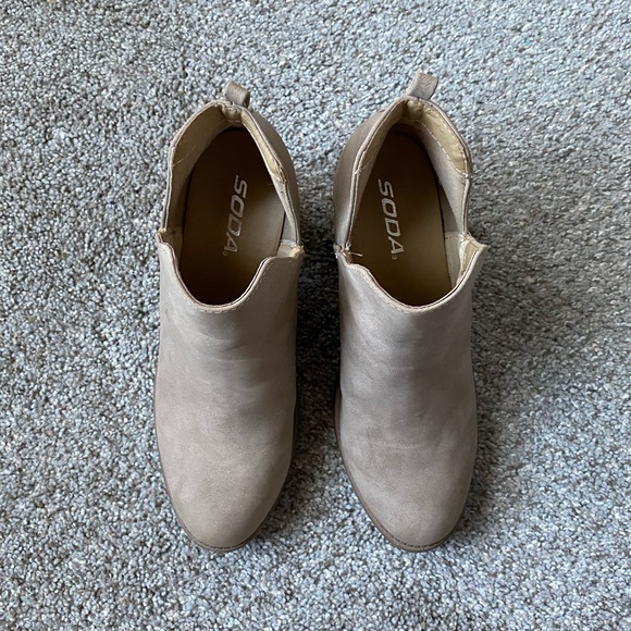 Taupe Heeled Booties - Picture 4 of 10